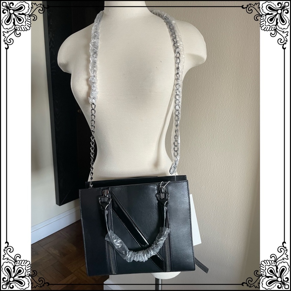 Rare find NicoPanda mini tote in leather and patent accents w shoulder chain